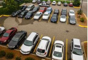 We can work on detailing your car while you're at work Waukesha or Milwaukee county workplace car dropoff
